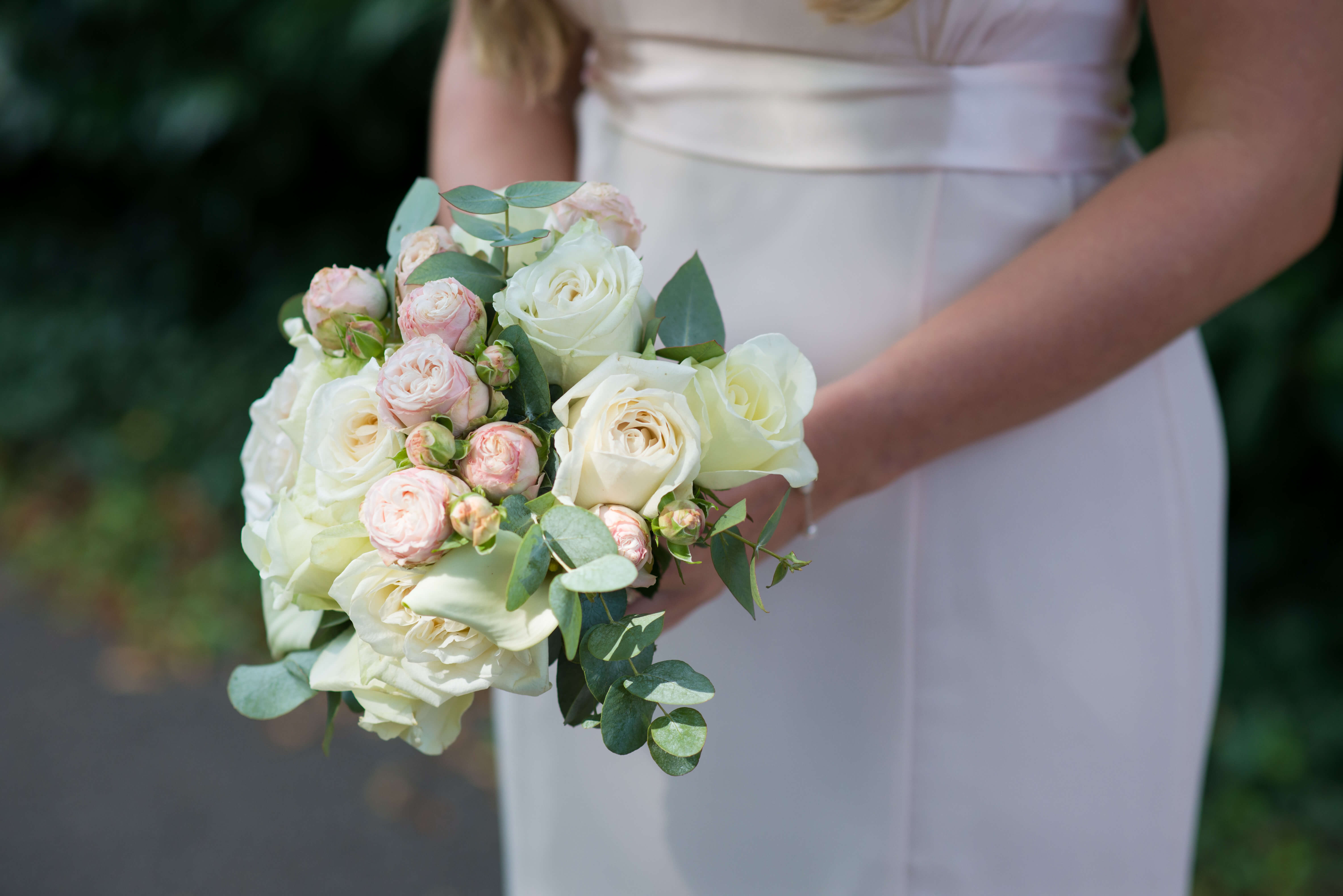 bridesmaids flowers at botleys mansion wedding by especially amy wedding photography